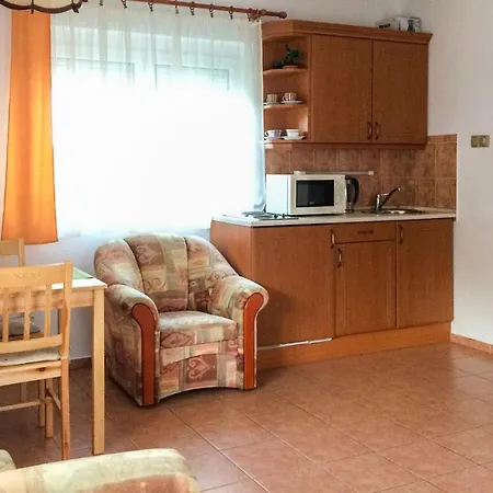 Apartman Beautiful In W/ 1 Bedrooms *